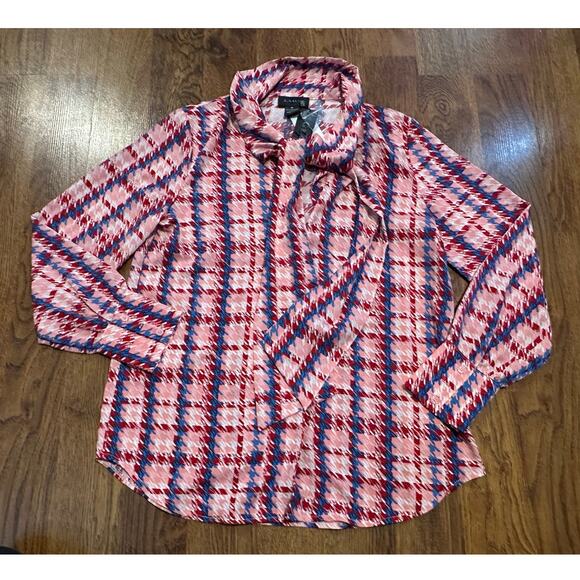 Gracia Women's Bold Aztec Print Tie Neck Blouse Size Medium NWT Button Up - Picture 3 of 9